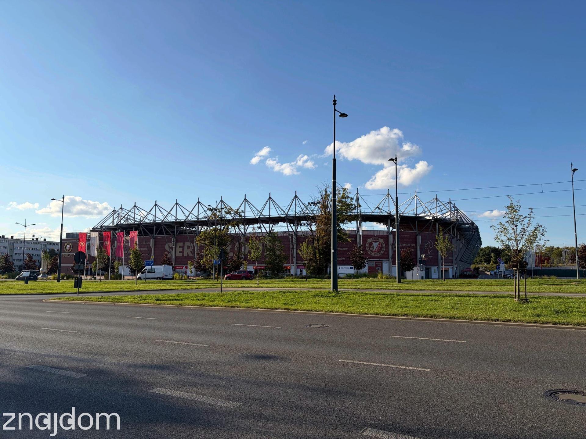 Czerwony Stadion Widzewa Łodzi.