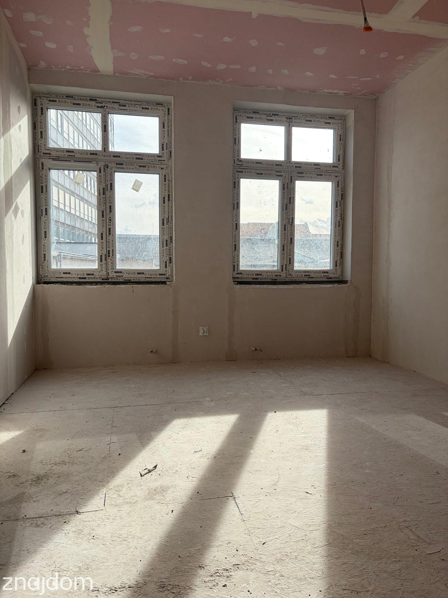 Apartament z tarasem na dachu - ścisłe Centrum - zdjęcie 5
