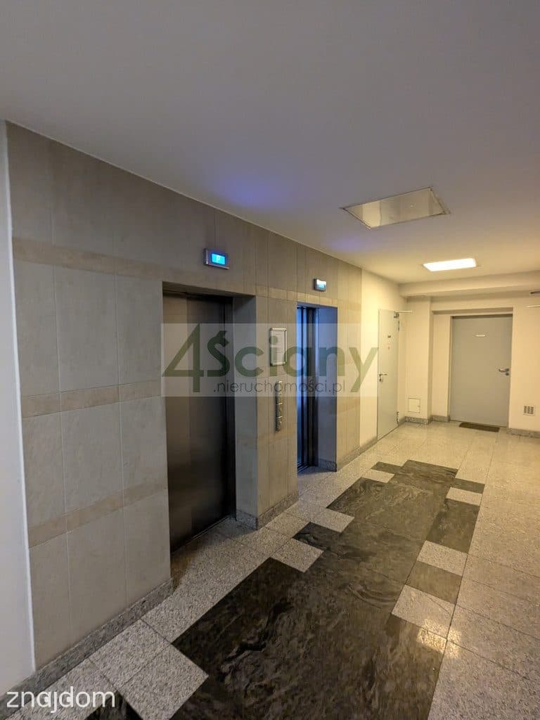 Przestronne mieszkanie w centrum Warszawy - zdjęcie 18