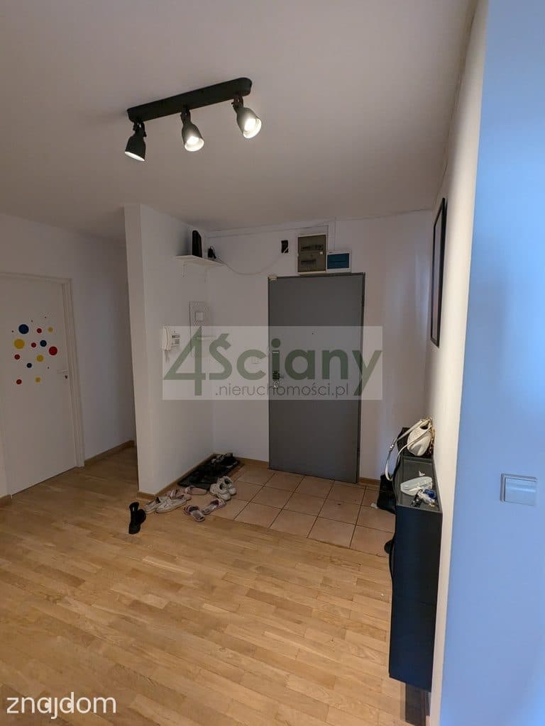 Przestronne mieszkanie w centrum Warszawy - zdjęcie 19