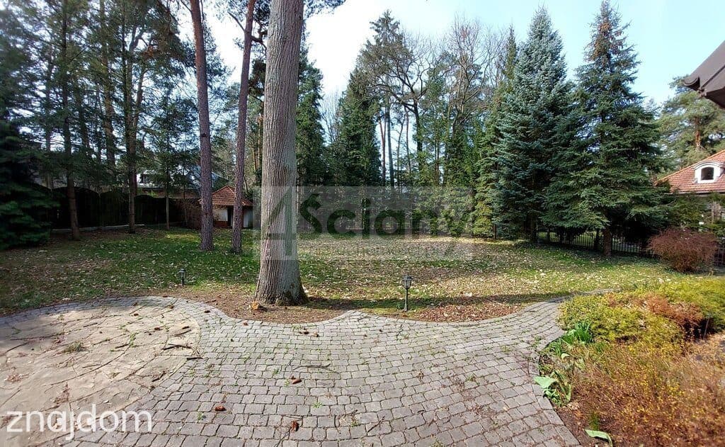 Dom, KONSTANCIN-JEZIORNA