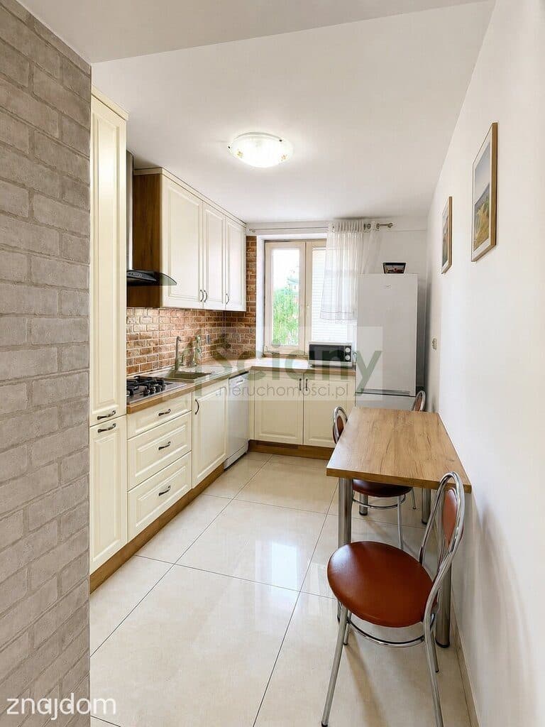 4-pokojowe mieszkanie 82 m² - zdjęcie 4