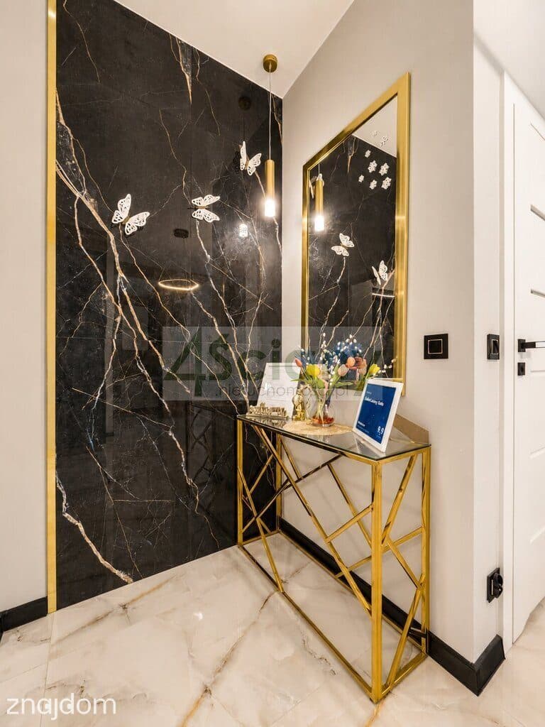 Nowoczesny apartament w centrum Nowego Dworu Maz. - zdjęcie 13