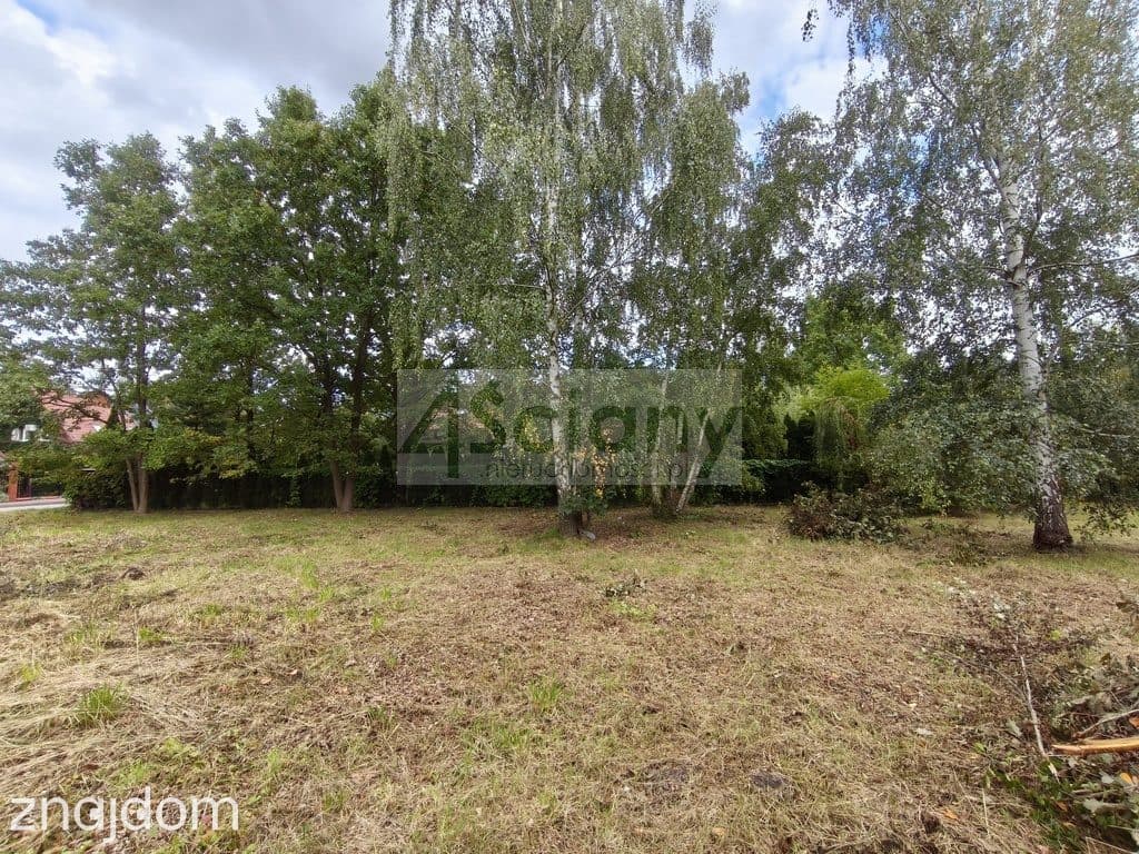 Działka 1409 m² z WZ – Milanówek, pełne media