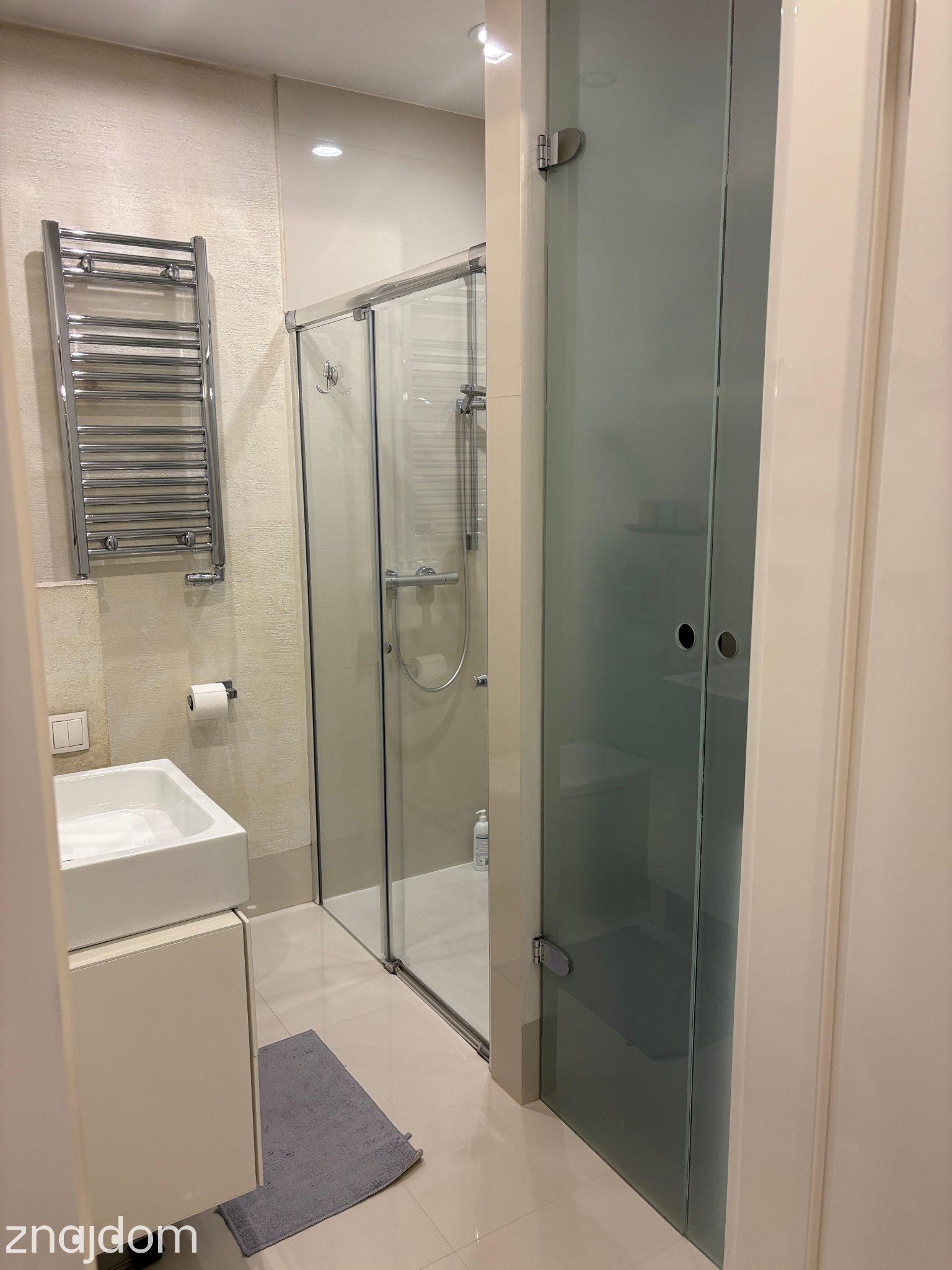 Bezpośrednio - 49,28m² z komórką lokatorską - zdjęcie 9