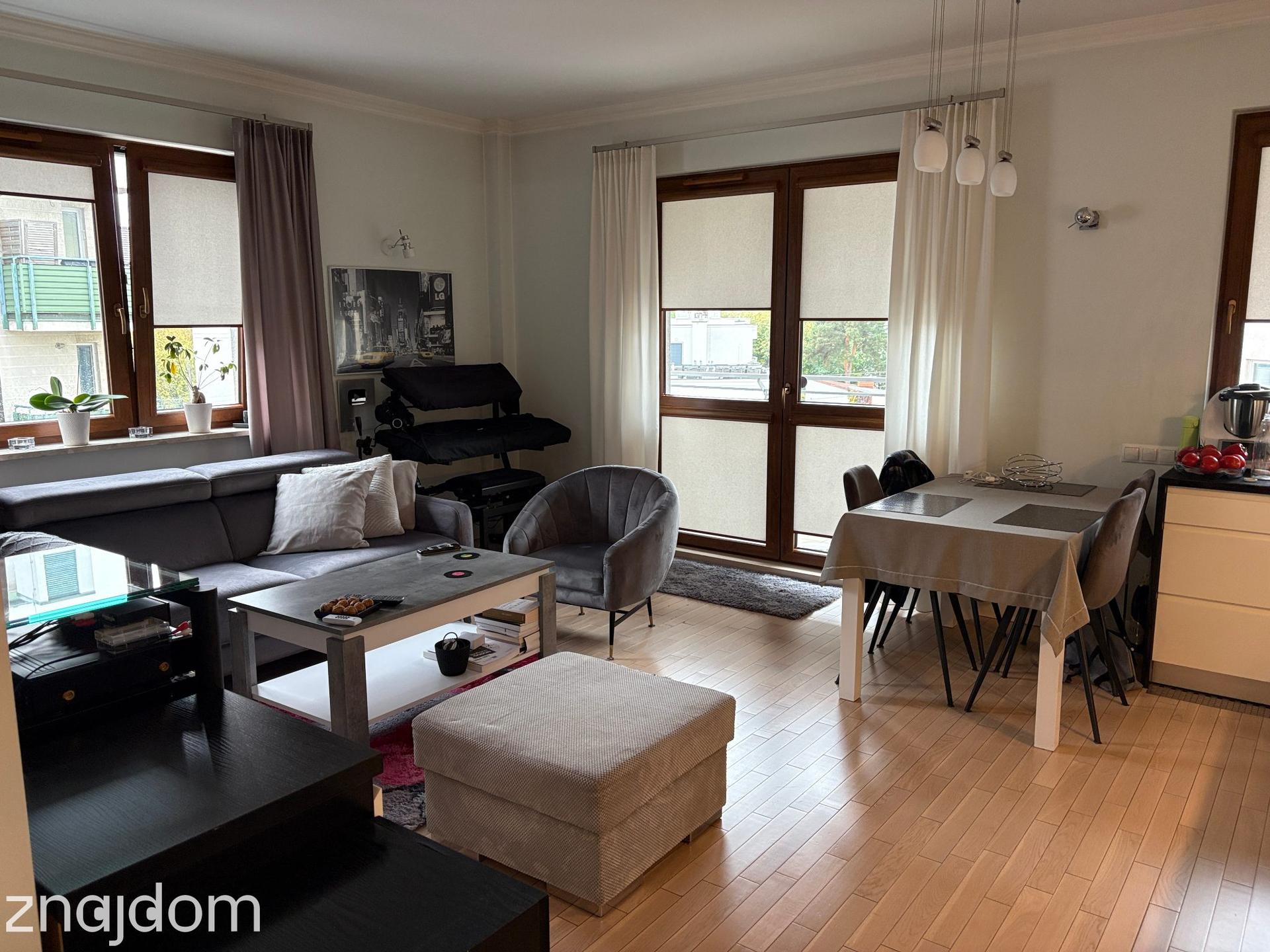 Bezpośrednio - 49,28m² z komórką lokatorską - zdjęcie 3