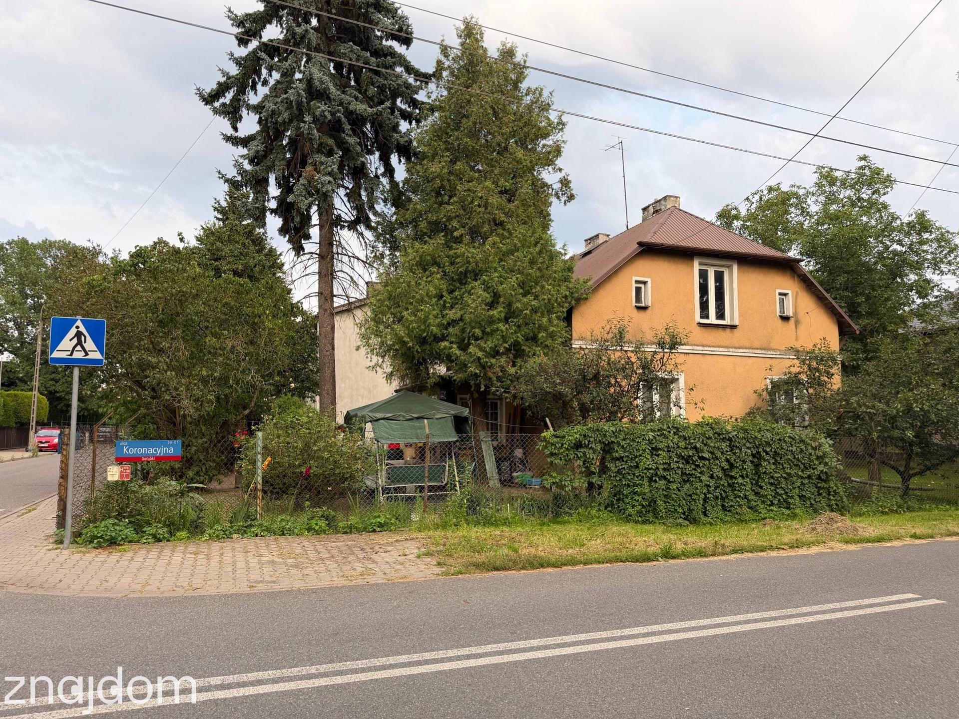 Skromny domek na Gołąbkach, Ursus.