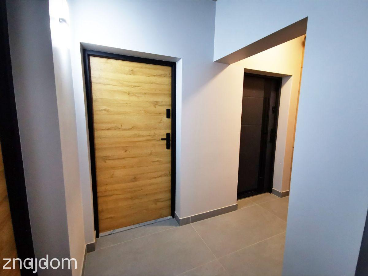 Apartament w budynku o wys standardzie/taras/ogród - zdjęcie 4