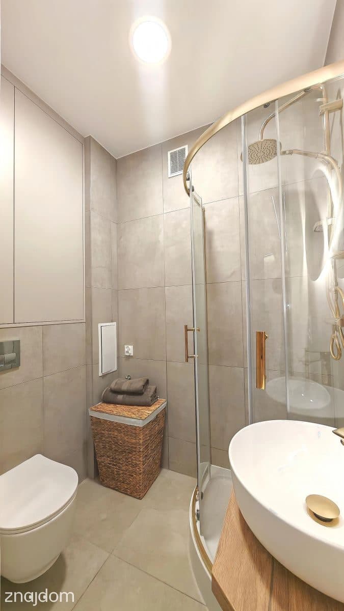 3 pokoje po remoncie*balkon*winda*Karolew - zdjęcie 9