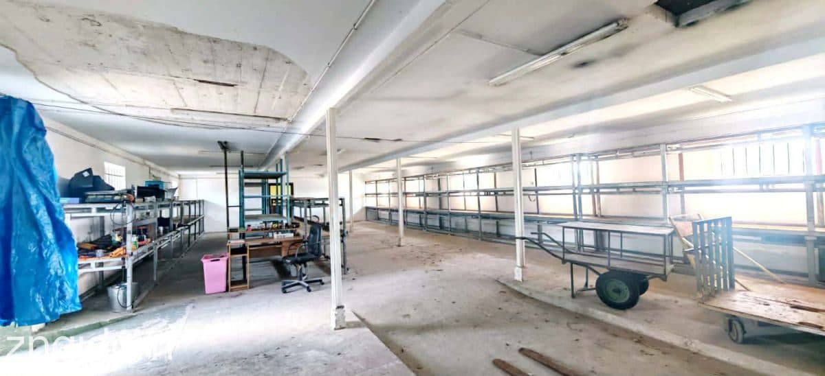 Wyjątkowy dom rodzinny 207m2/ działka 5000m2 - zdjęcie 20