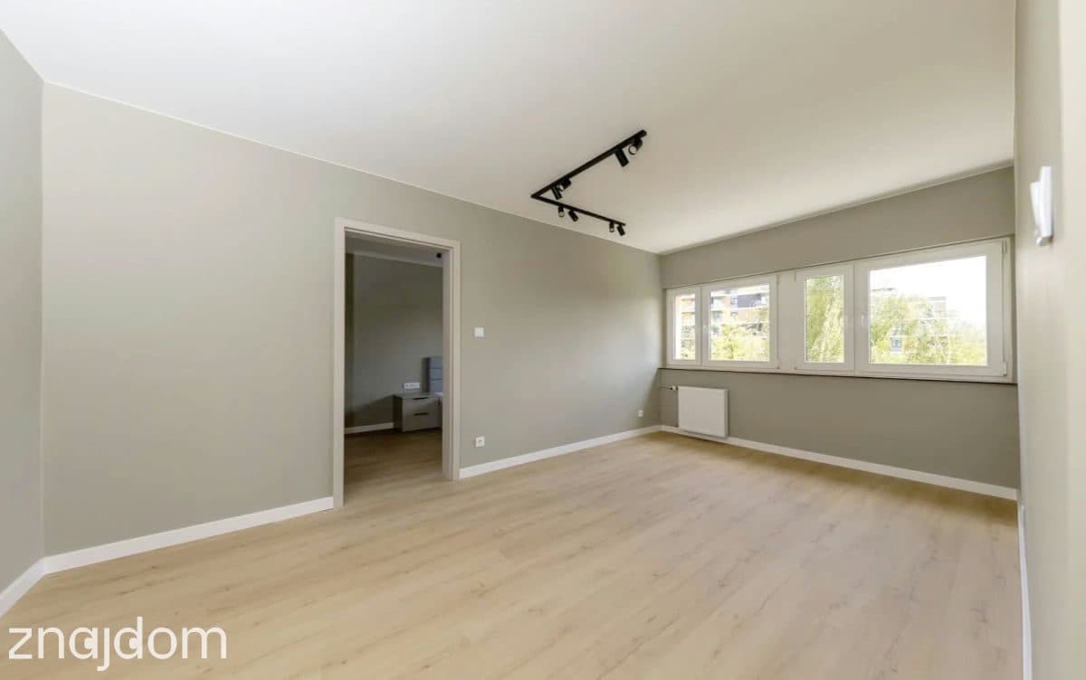 3 pokoje po remoncie/55m2/ Śmigłego-Rydza - zdjęcie 2