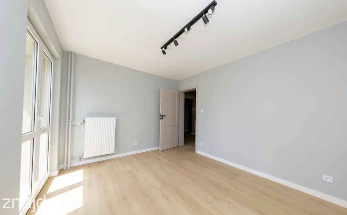 3 pokoje po remoncie/55m2/ Śmigłego-Rydza - zdjęcie 12