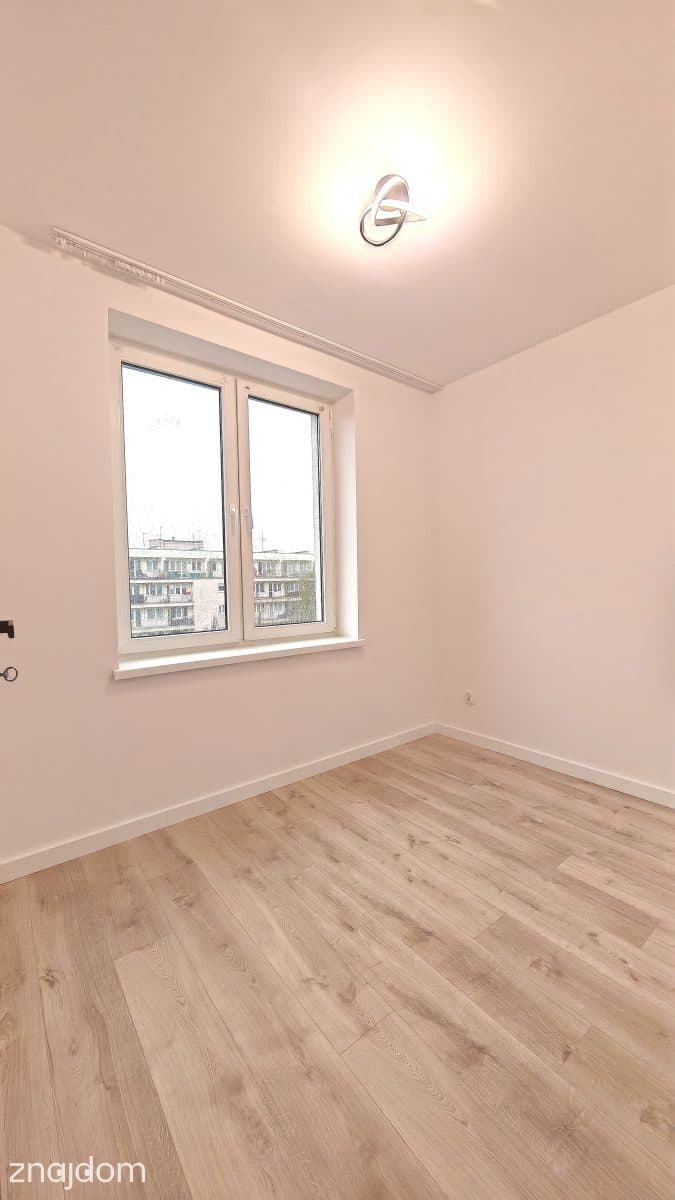 Rozkladowe 3 pokoje po remoncie z balkonem - zdjęcie 13