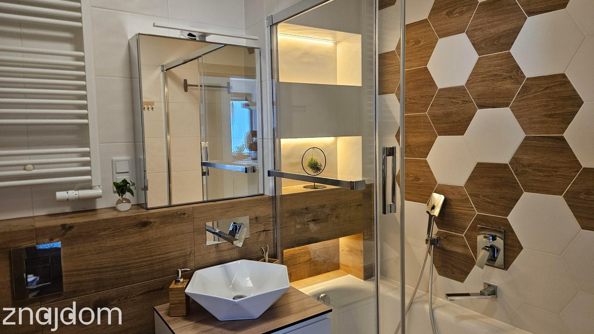 Mieszkanie 46m² // os. Bohaterów września // 2 pok - zdjęcie 3