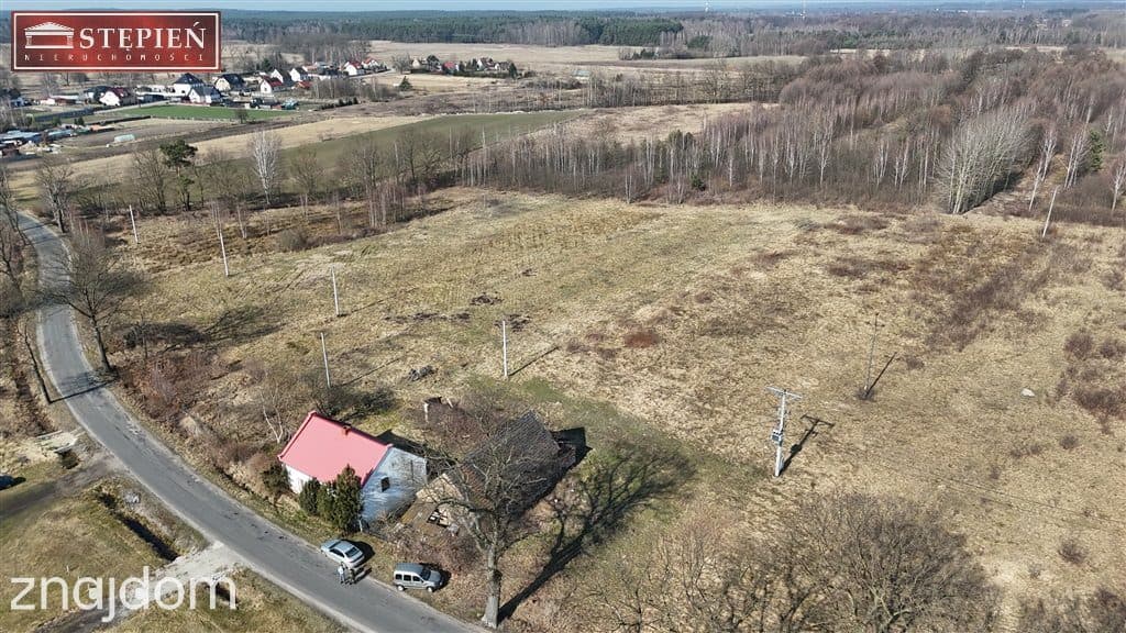 Dom z 1 hektarem ziemi budowlnanej - zdjęcie 9