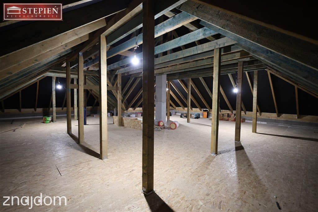 NowoczesnyPomieszcze dom w prestiżowej lokalizacji - zdjęcie 10