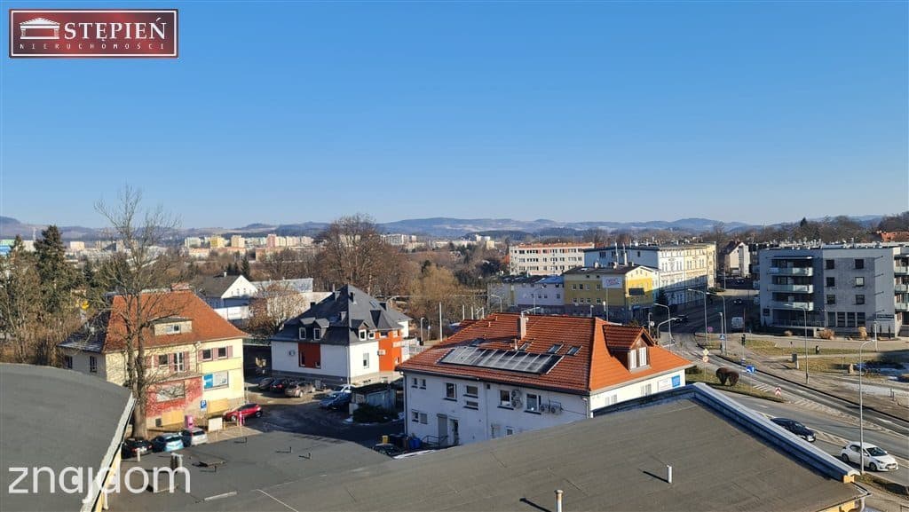 Mieszkanie z potencjałem do generalnego remontu - zdjęcie 7