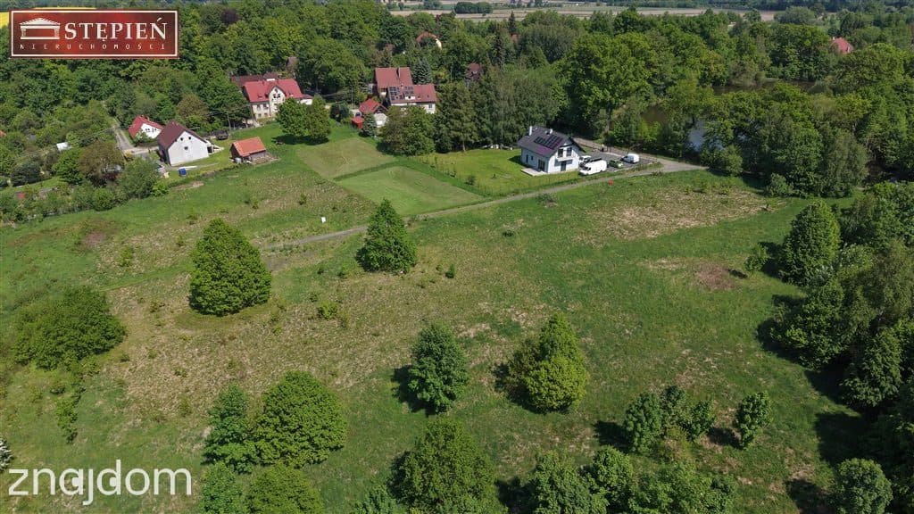 Malownicza działka w świetnej lokalizacji - zdjęcie 7