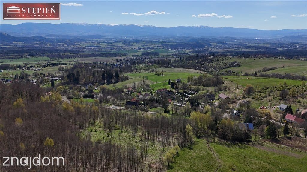 Piękny widok na pasmo Karkonoszy - zdjęcie 10