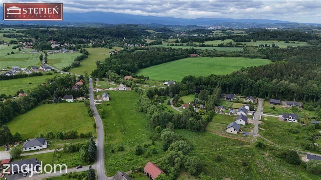 Działka budowlana z widokiem na góry – Komarno - zdjęcie 12