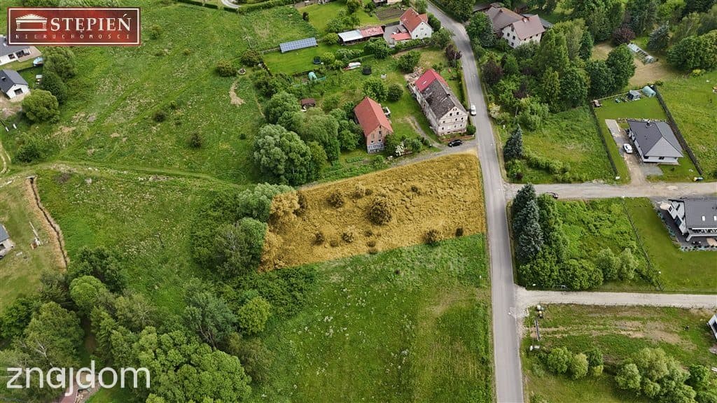 Działka budowlana z widokiem na góry – Komarno - zdjęcie 3