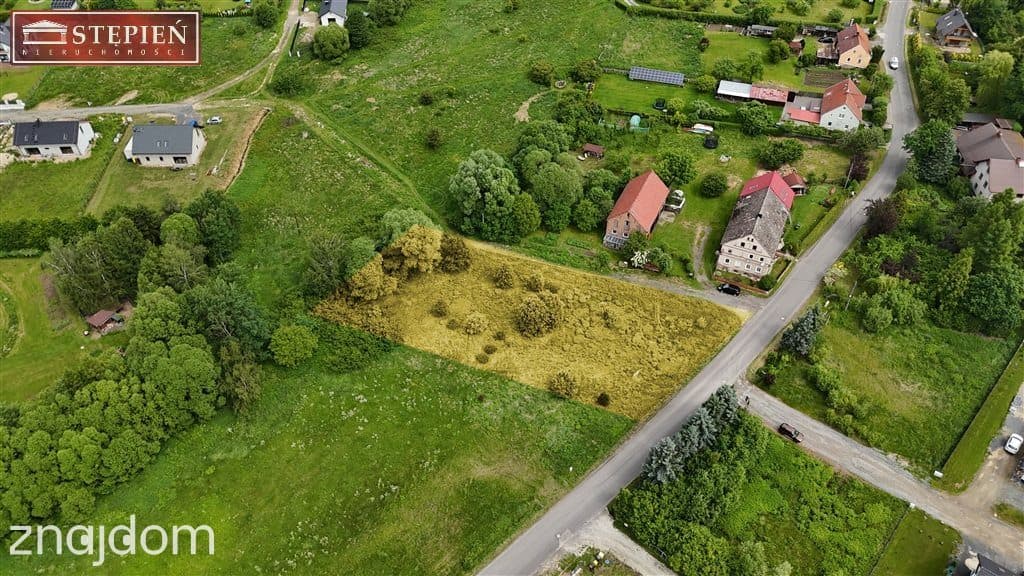 Działka budowlana z widokiem na góry – Komarno - zdjęcie 5