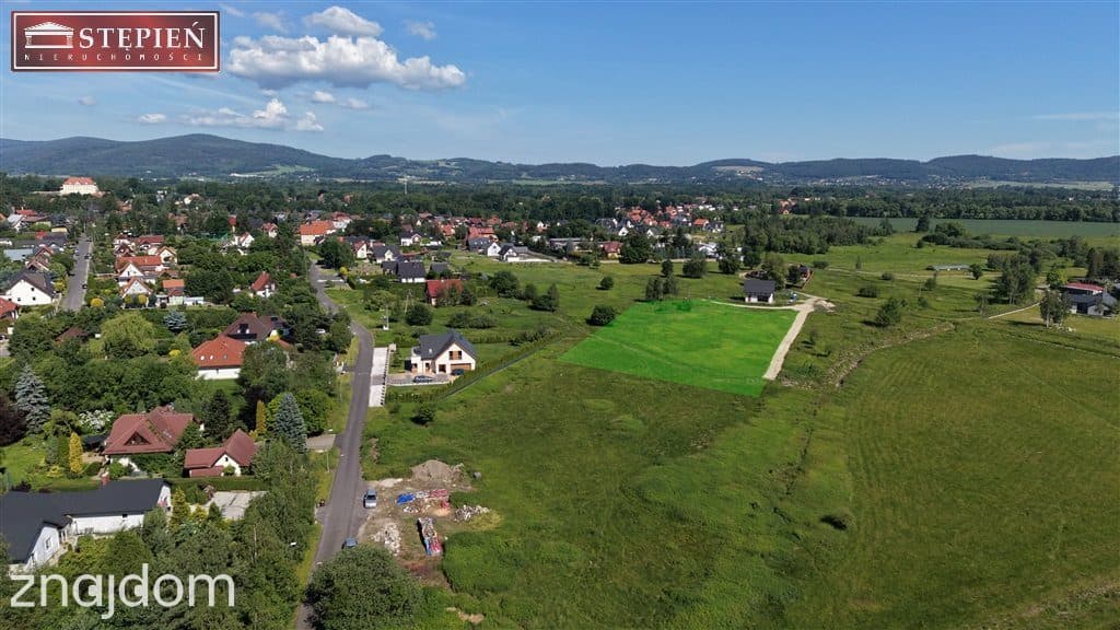 Działka budowlana z widokiem na Karkonosze