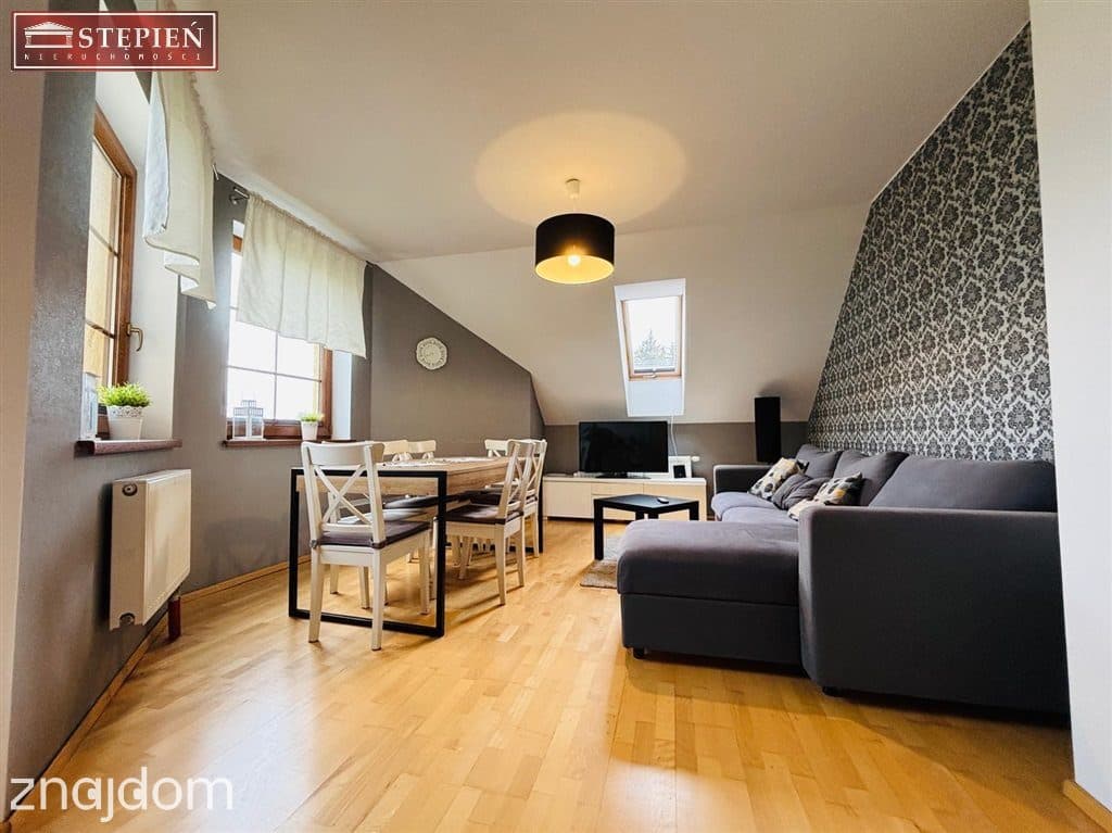 Apartament dwupoziomowy z widokiem na Karkonosze