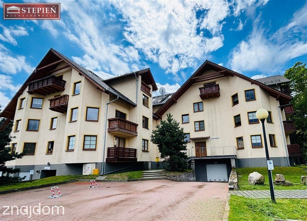 Apartament dwupoziomowy z widokiem na Karkonosze - zdjęcie 14