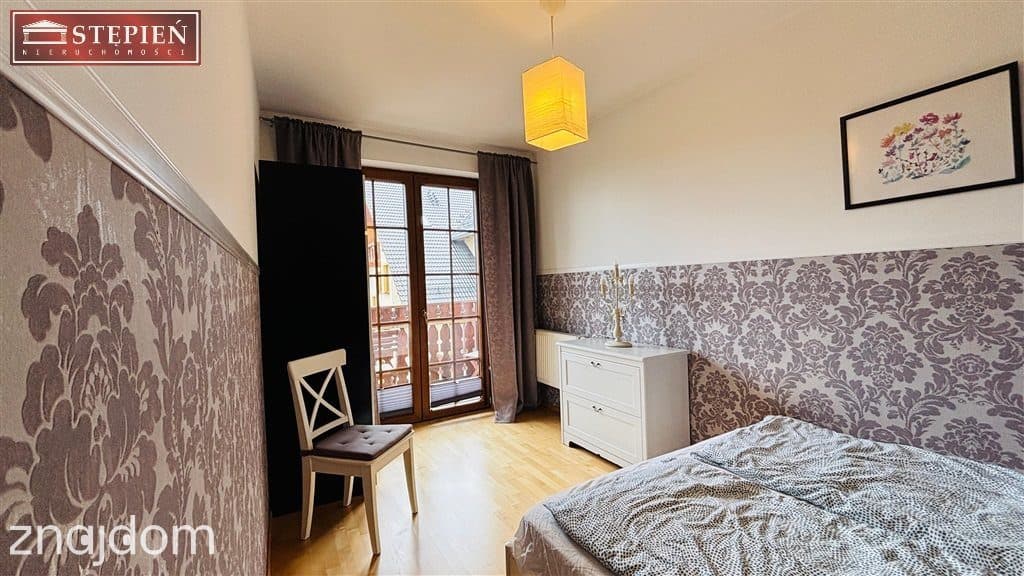 Apartament dwupoziomowy z widokiem na Karkonosze - zdjęcie 5