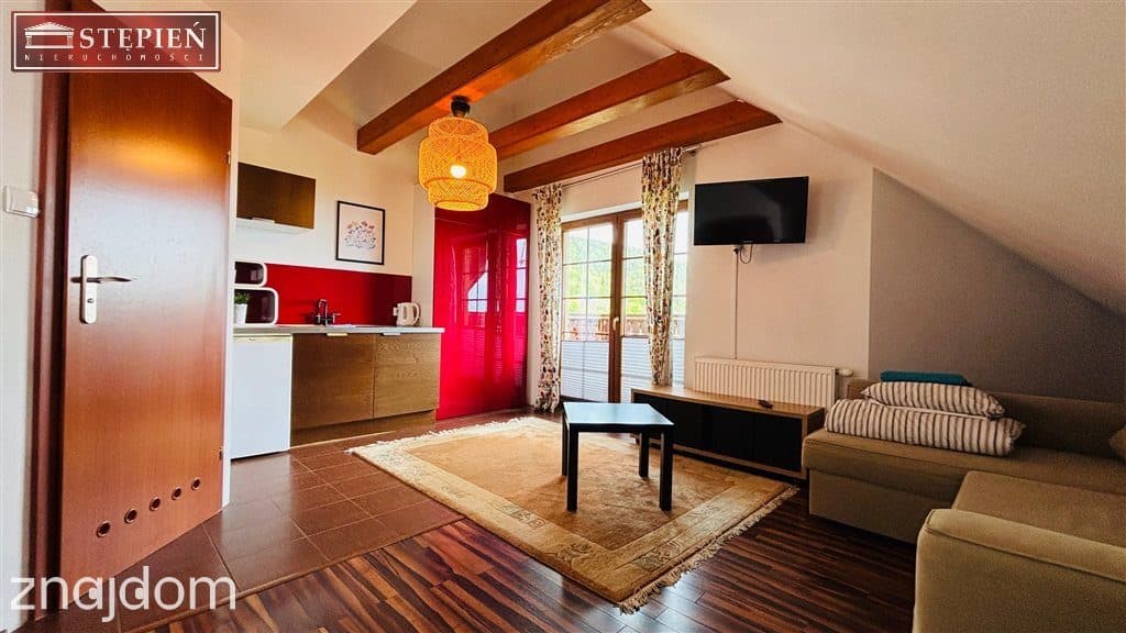 Apartament dwupoziomowy z widokiem na Karkonosze - zdjęcie 7