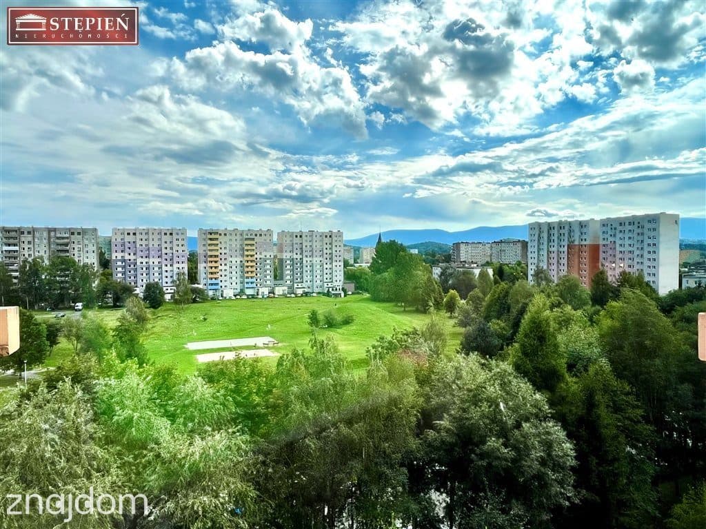 Atrakcyjne M3 z widokami na góry - zdjęcie 5
