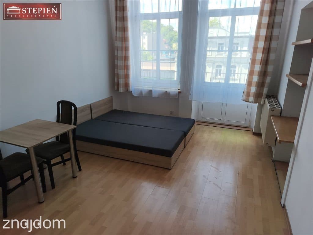 Gotowy biznes lub piętro secesyjnej kamienicy. - zdjęcie 10