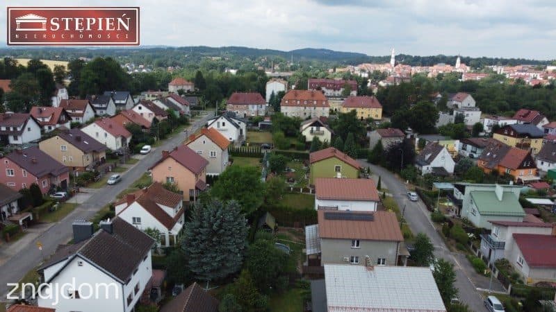 Dom w Gryfowie Śląskim w w spokojnej okolicy - zdjęcie 15