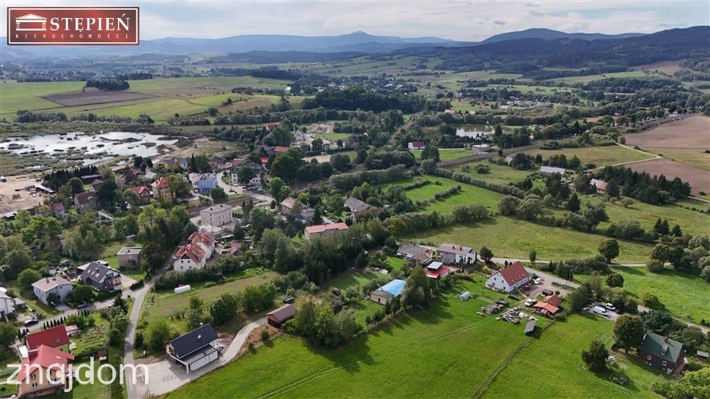 Działka 1626 m² z budynkiem mieszkalnym do remontu - zdjęcie 5