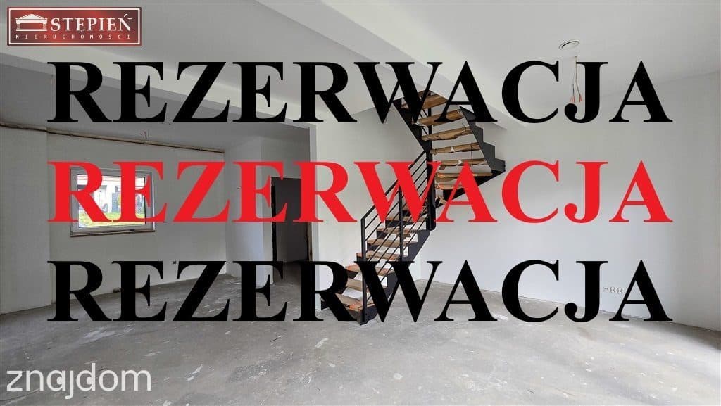 Szereg w Jeżowie Sudeckim z ogrodem i tarasem.