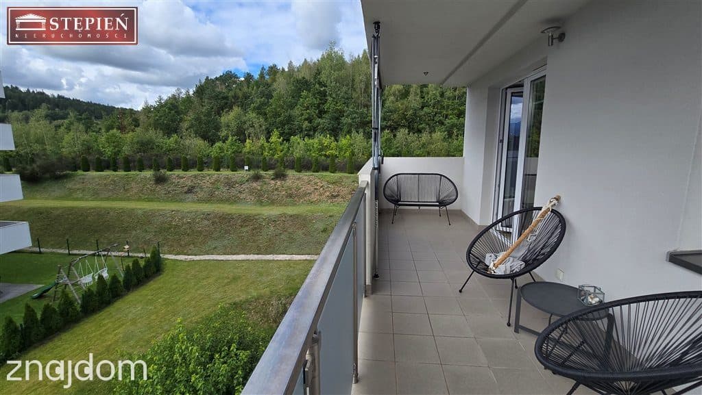 Apartamet z wyjściem na ogród i widokiem na góry. - zdjęcie 4
