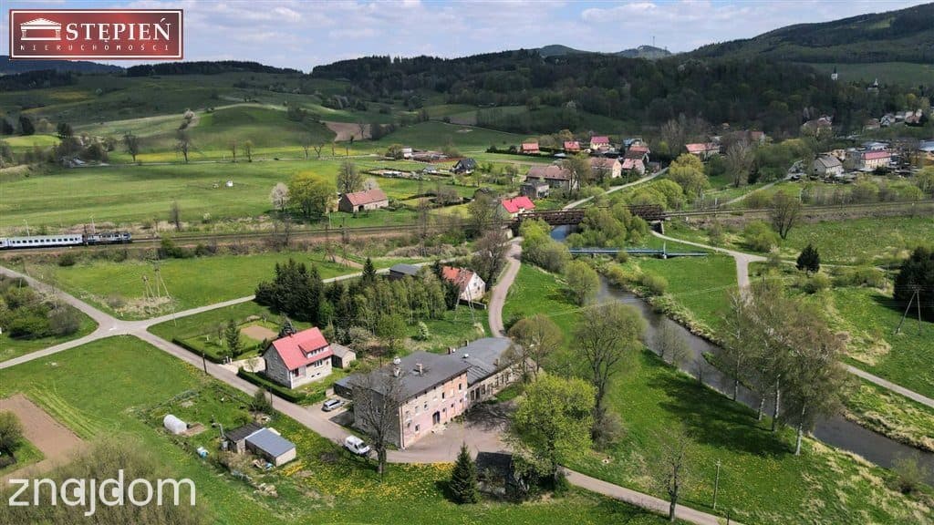 przestronne mieszkanie w Dolinie Bobru - zdjęcie 2