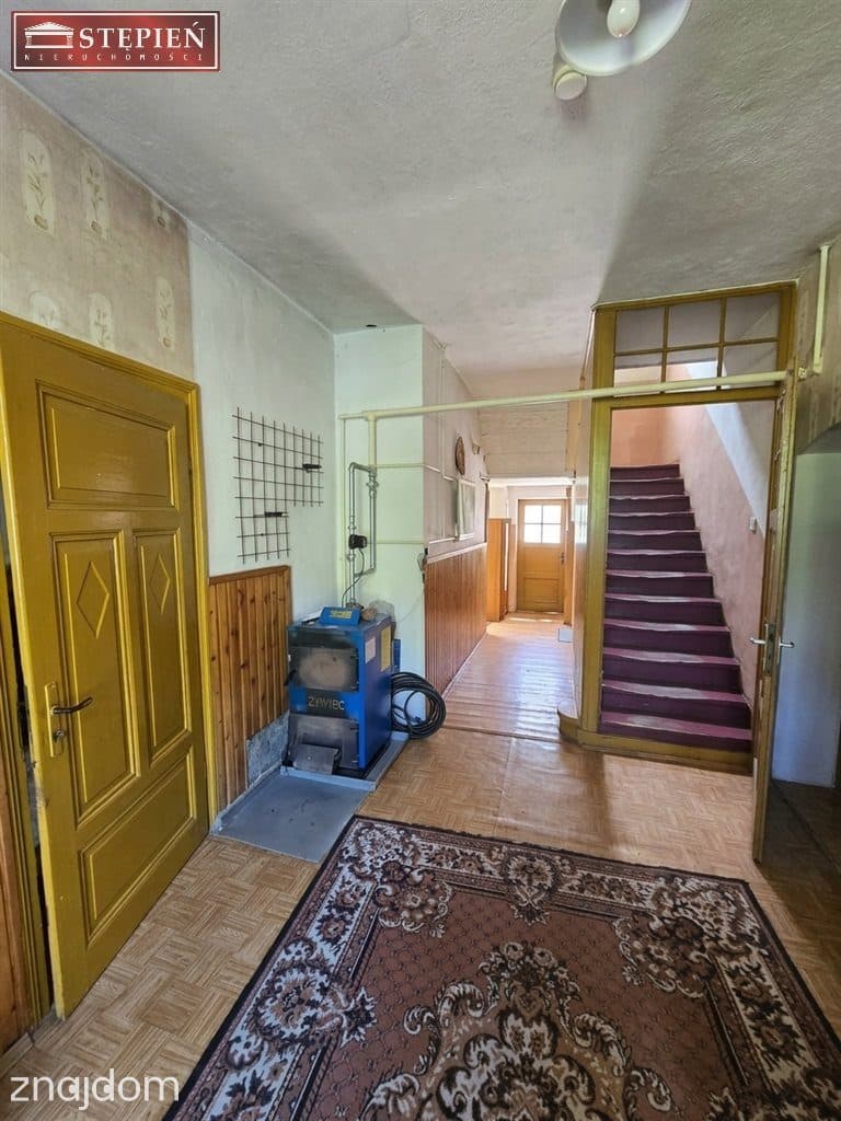 Dom wolnostojący z pomieszczeniami gospodarczymi - zdjęcie 10