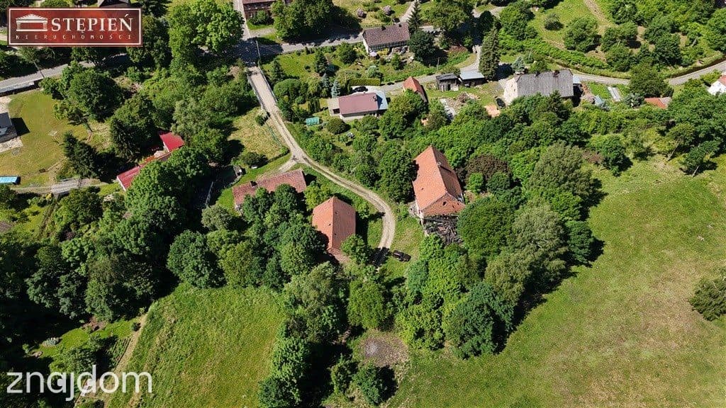 Ubocze - dom na wzniesieniu w spokojnej okolicy - zdjęcie 3