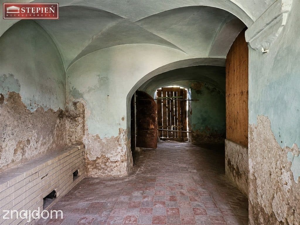 Ubocze - dom na wzniesieniu w spokojnej okolicy - zdjęcie 8