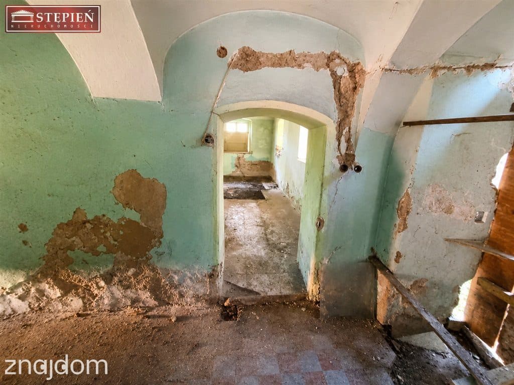 Ubocze - dom na wzniesieniu w spokojnej okolicy - zdjęcie 9