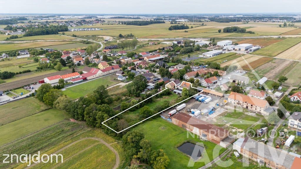 Działka 4404m². Duży dom z zab. gosp. Podział, inwestycja! - zdjęcie 2