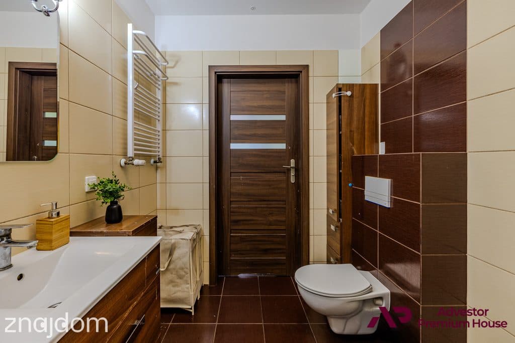 Duży balkon, tuż przy szkole i przedszkolu - zdjęcie 9