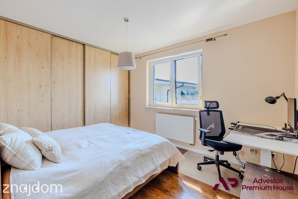 Duży balkon, tuż przy szkole i przedszkolu - zdjęcie 12