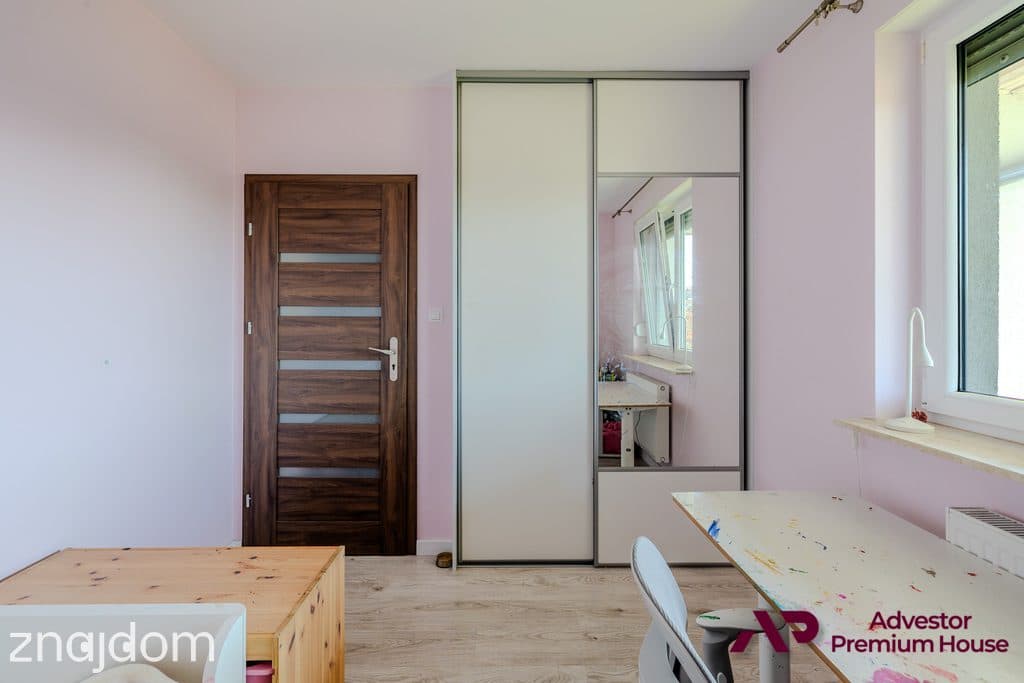 Duży balkon, tuż przy szkole i przedszkolu - zdjęcie 15