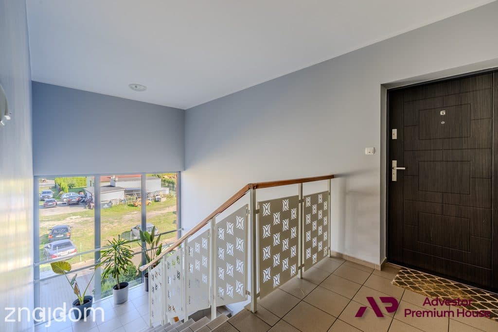 Duży balkon, tuż przy szkole i przedszkolu - zdjęcie 19
