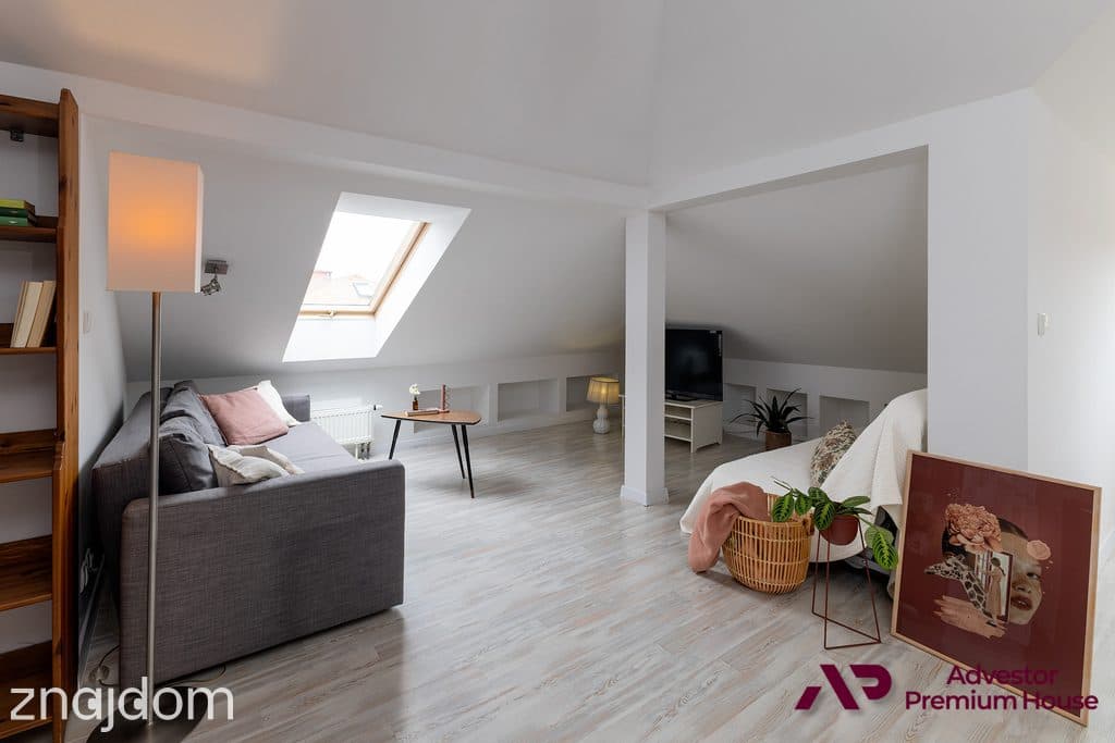 3 pokoje-Przestrzeń jak 100 m²-gotowe do wejścia - zdjęcie 8