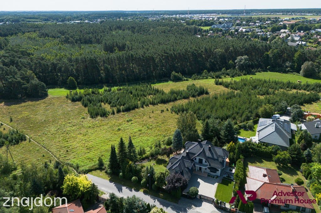 Wyjątkowy dom z własnym wejściem do lasu - zdjęcie 4