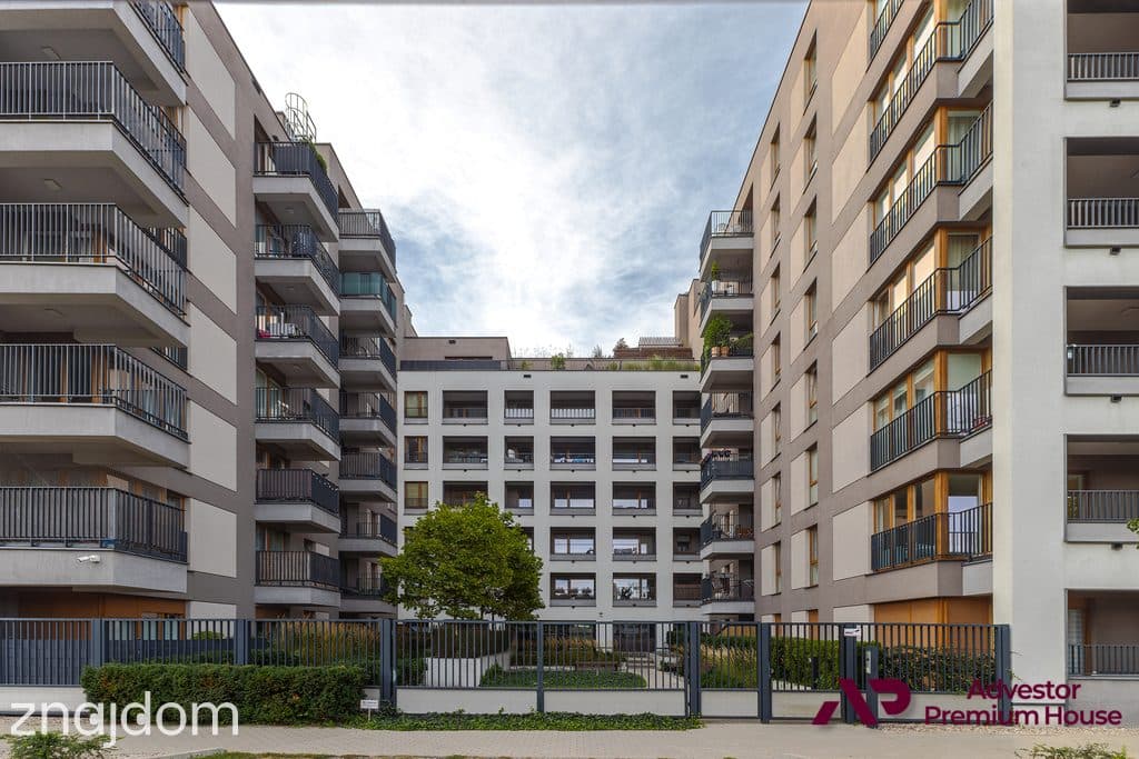 Penthouse z dużym tarasem i ogródkiem - zdjęcie 17